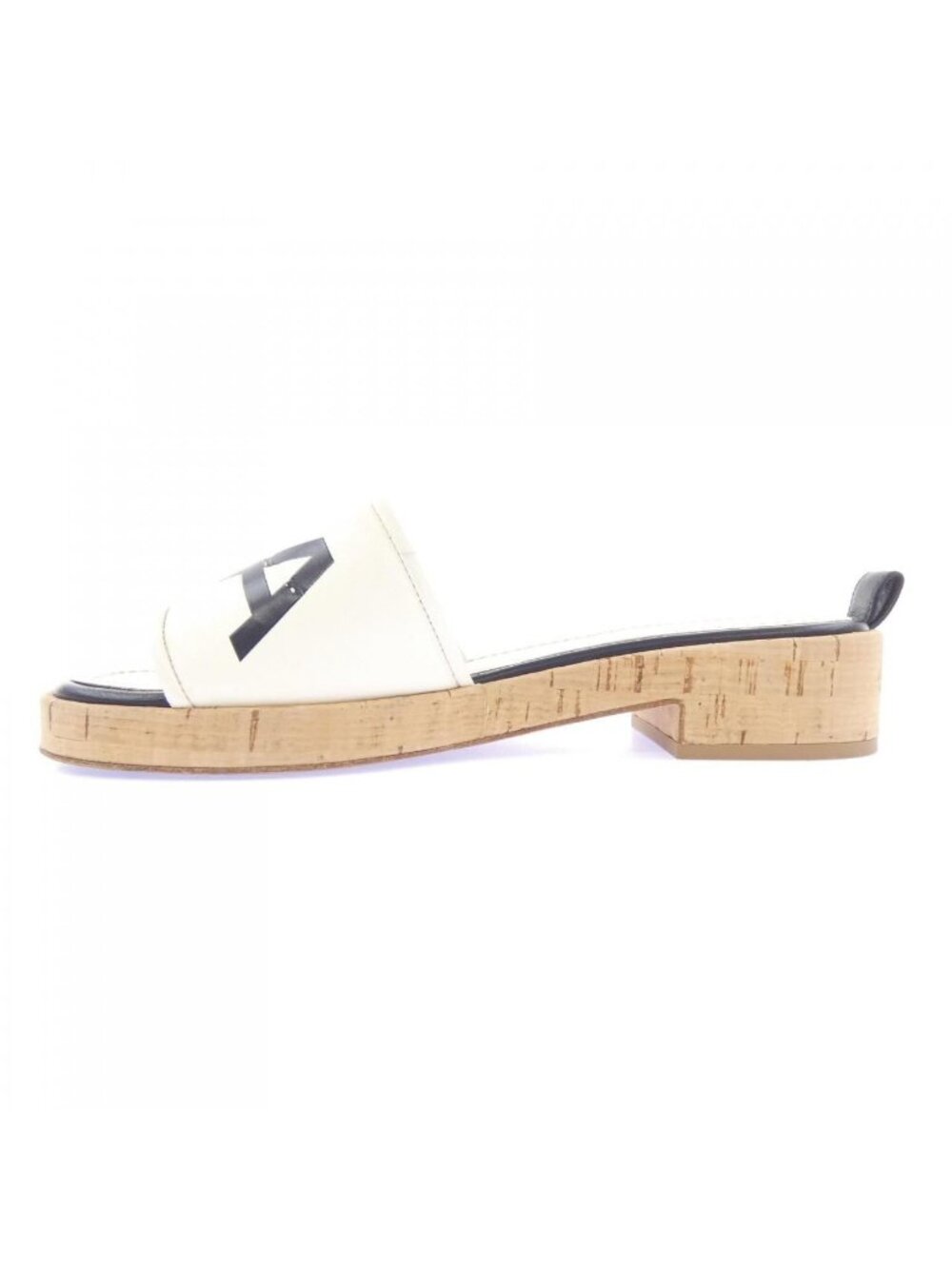 Chanel Sandals White - Picture 2 of 6